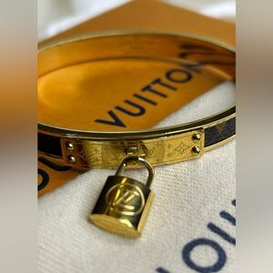 Louis Vuitton Nanogram & gold-pllated finish and  brown leather inlay cuff